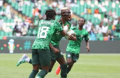 'Super powerful player' -Â Â Arsenal Invincible Toure warnsÂ CIV to watch out for Osimhen, Nigeria's transition playÂ 