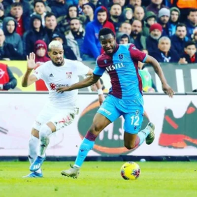 'They'd absolutely worship him' - Former Trabzonspor midfielder Mikel tells Salah what to expect in Turkey