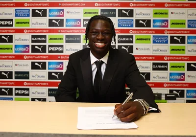 Confirmed: Promising Nigerian left-back signs new contract with Southampton