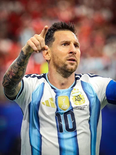 Former Nigeria captain Yobo warns Spain: Messi And Alvarez can destroy any defence