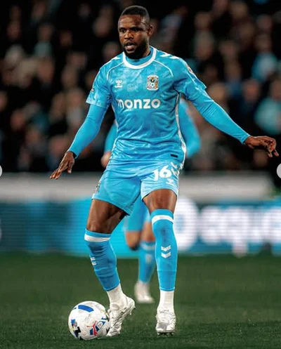 'The way he fell' - Smith explains what may have caused Coventry midfielder Onyeka's injury